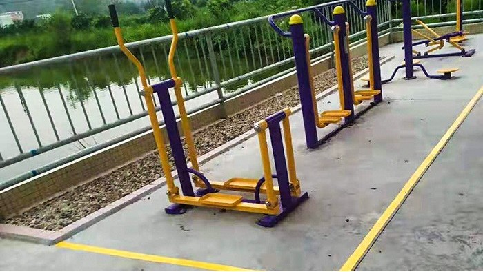圭峰山森林公園健身路徑鋪設(shè)   自然與人工景觀相得益彰