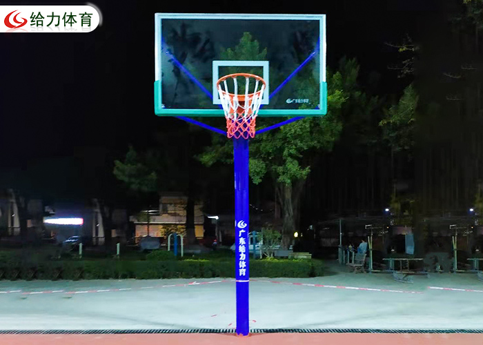 籃球架廠家直銷(xiāo)